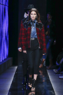 Dsquared2 FALL 2018 MENSWEAR Milan MFW коллекция Dsquared2 осень 2018 мужская неделя моды в Милане Mainstyles